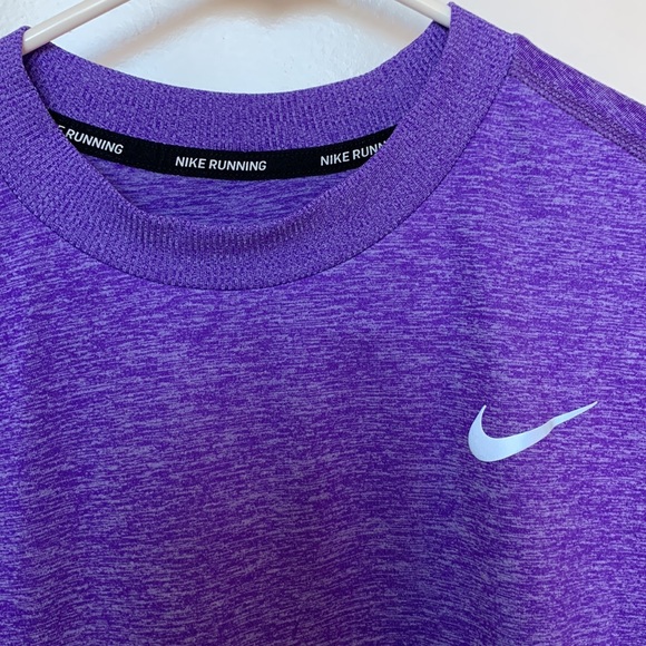 Nike long sleeve running top - Picture 2 of 5
